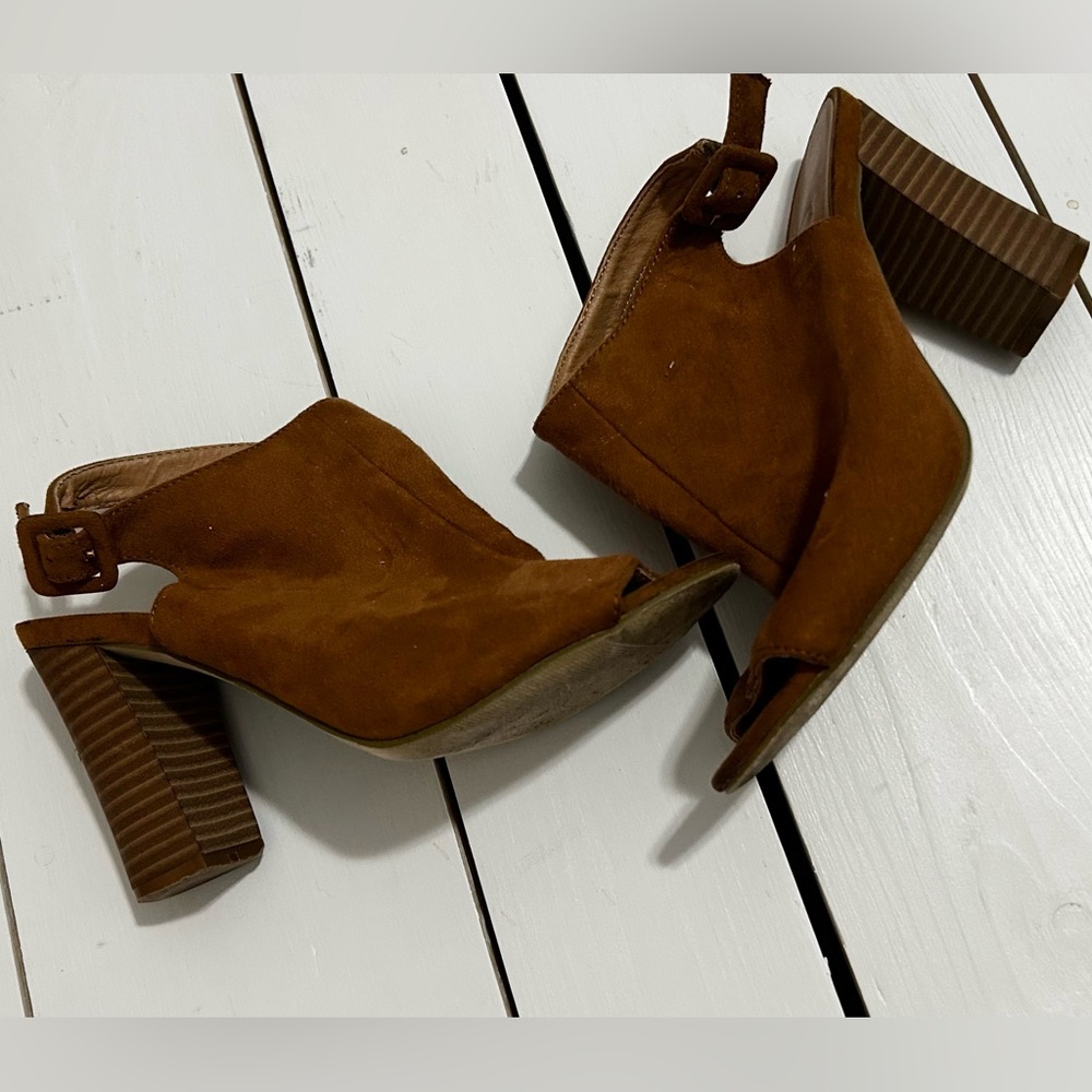 Madden Girl Beckkie Wedge Brown Suede Block Heel Sandals